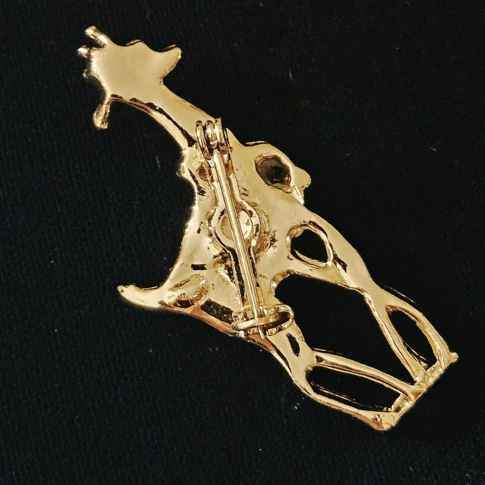 VTG Glodtone Giraffe Brooch Embellished with Emerald Green Rhinestones 1.75